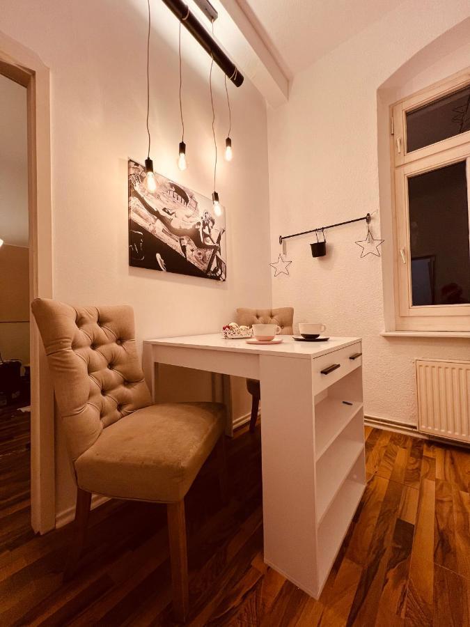Appartement Charmante In Striesen - Frau Pie Dresden