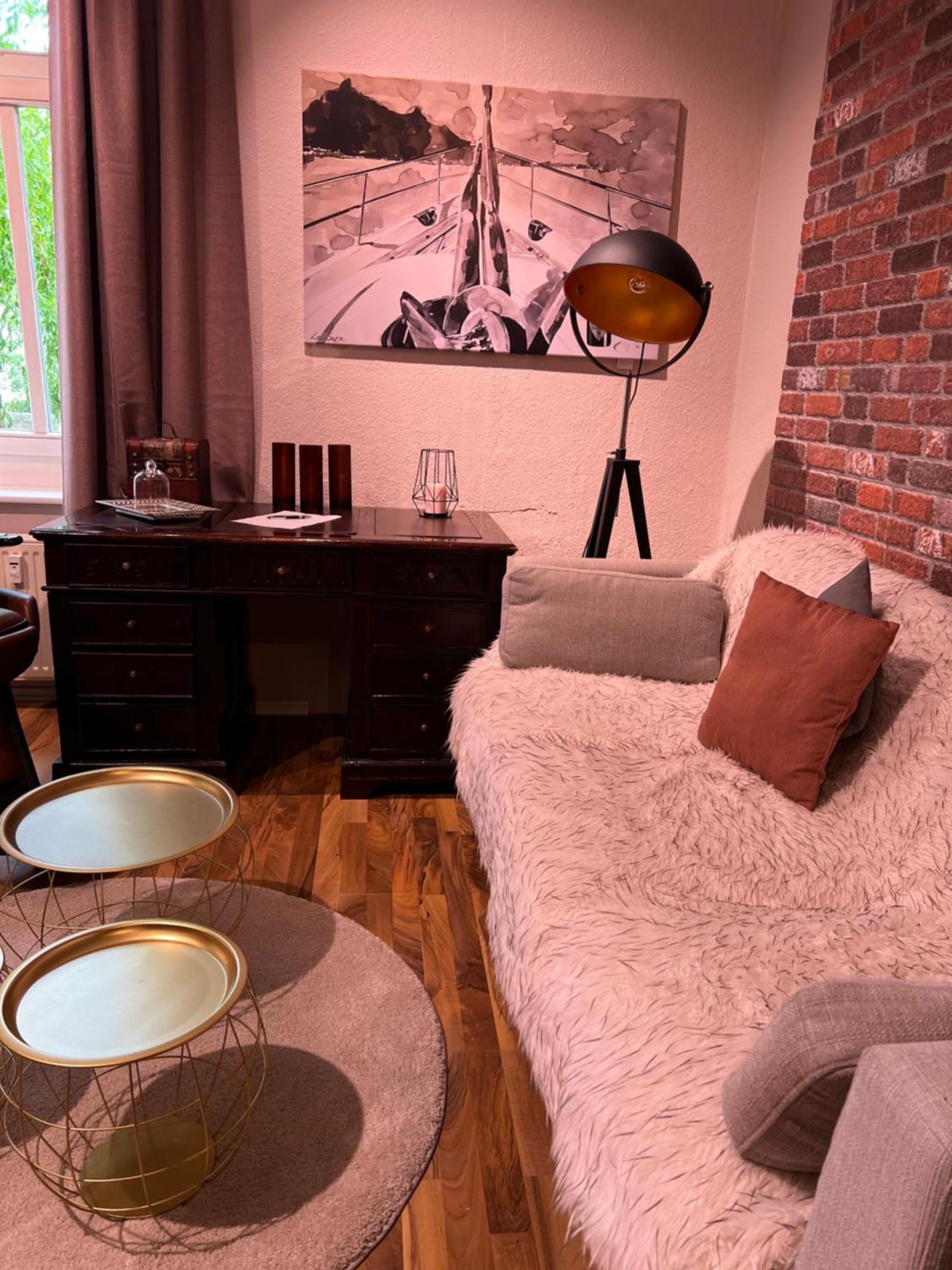 Appartement Charmante In Striesen - Frau Pie Dresden